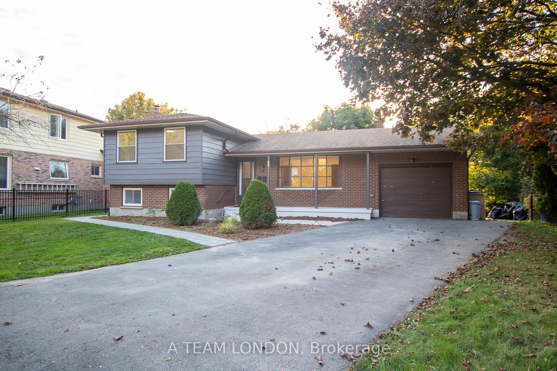 59 Haliburton Place Unit 1 photo 3