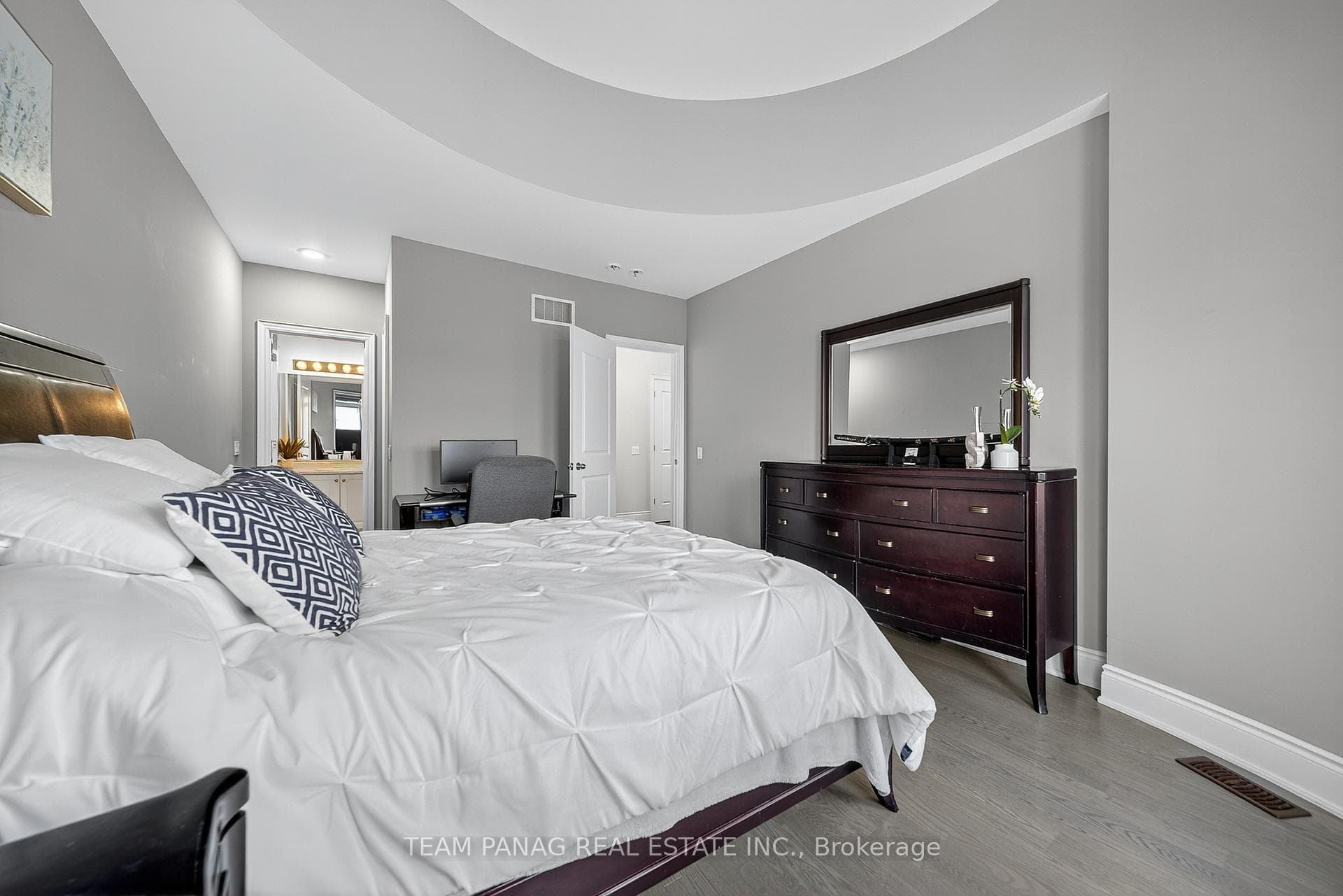 71 Nave Street photo 32