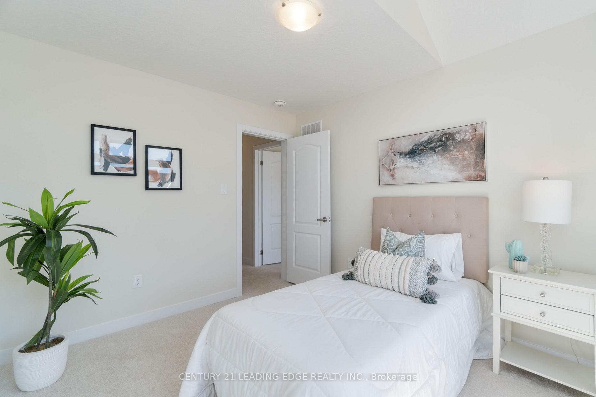 20 Aviron Crescent photo 31