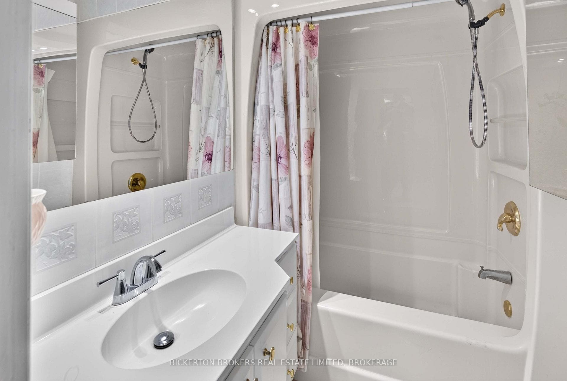 154 Eden Grove Road photo 32