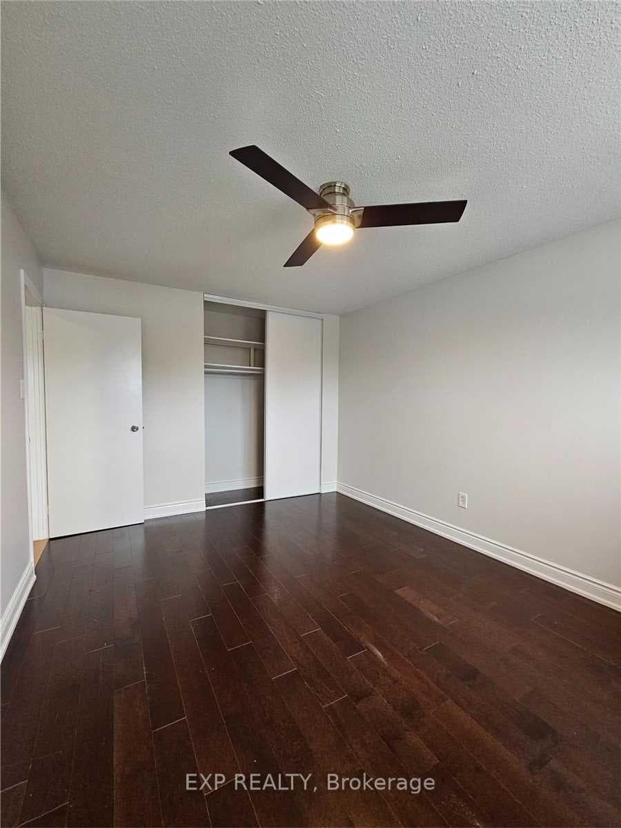 2700 Battleford Road Unit 24 photo 18