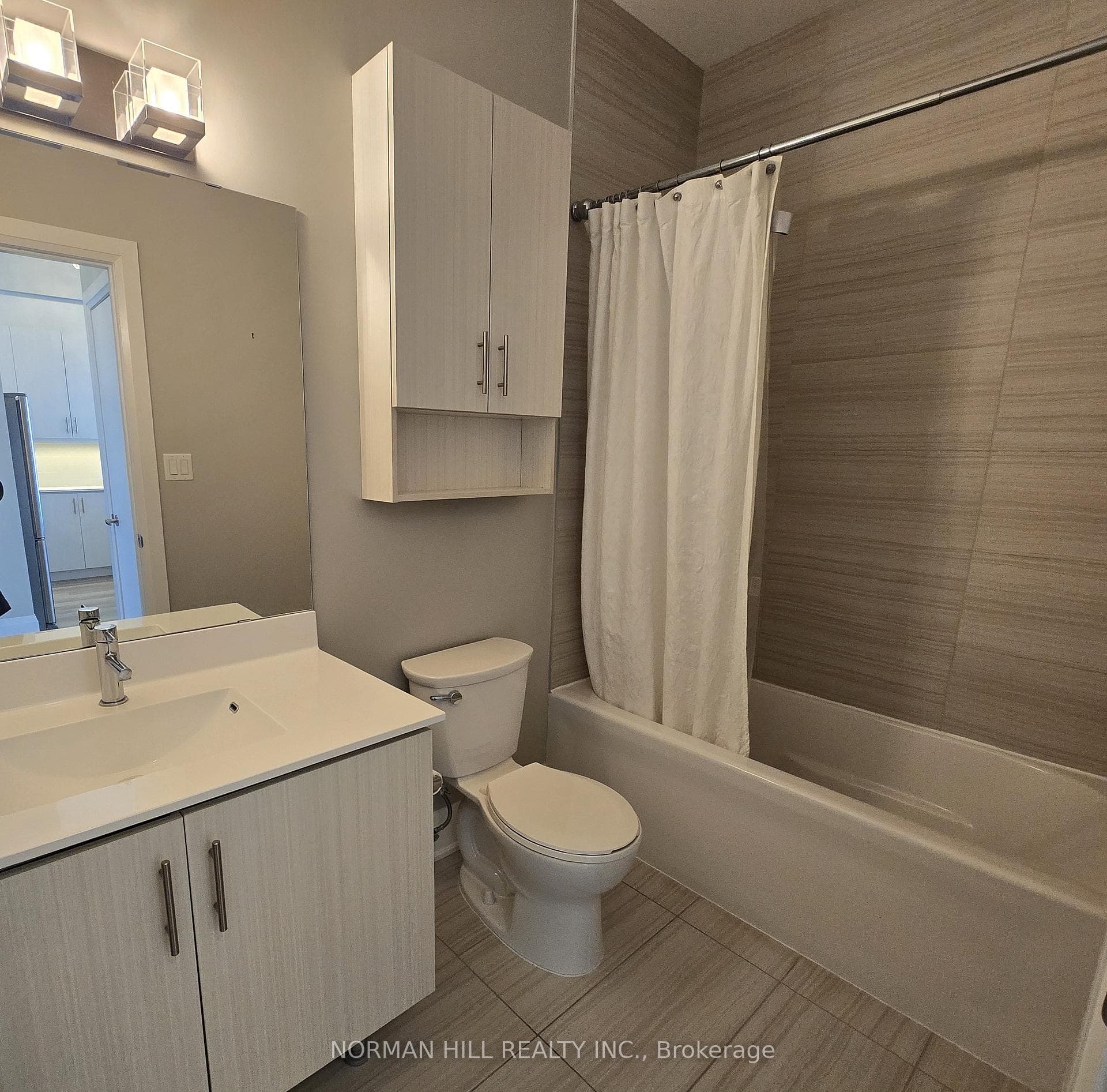 111 Worsley Street Unit PH11 photo 22
