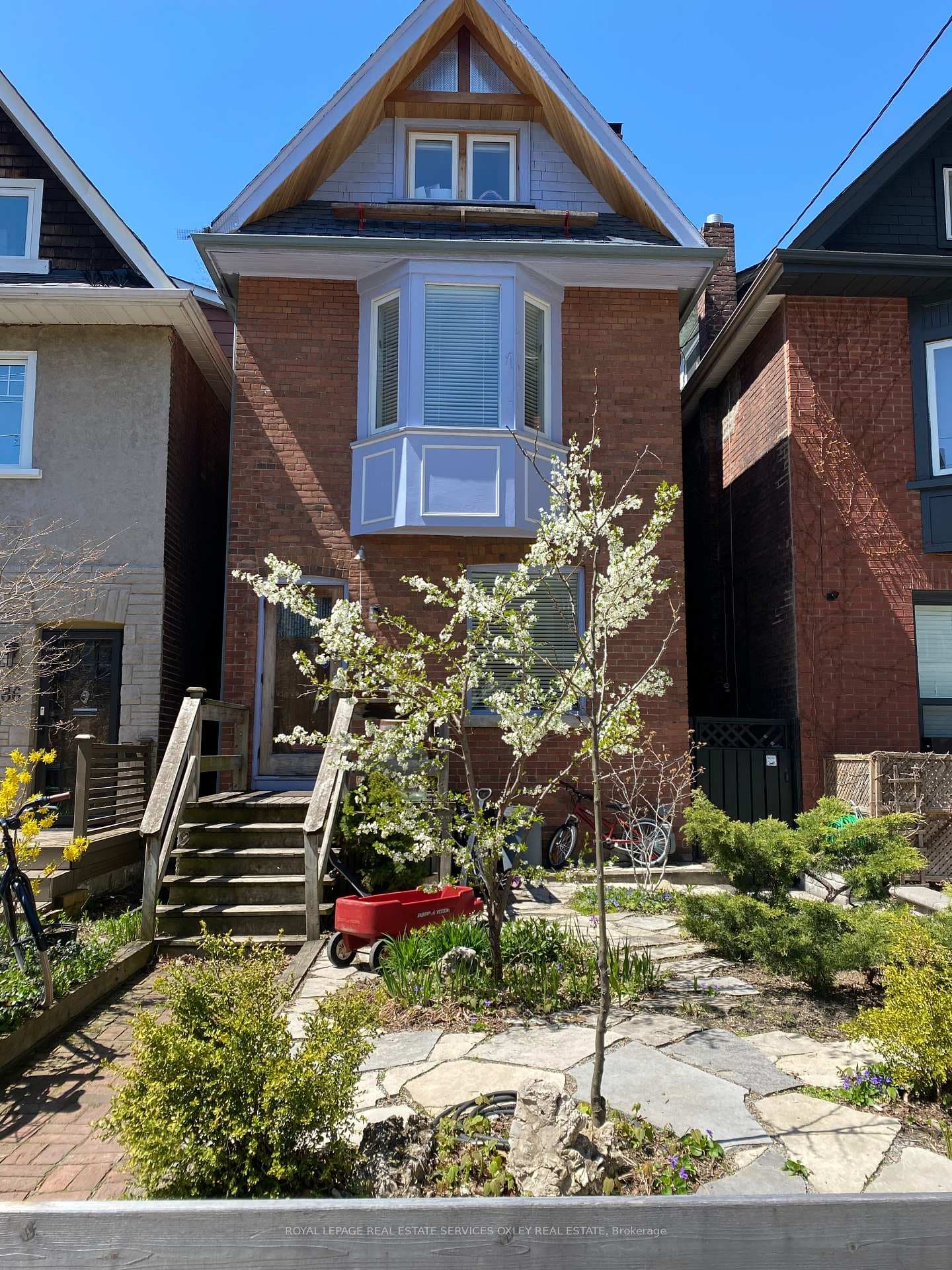 88 Prust Avenue photo 1