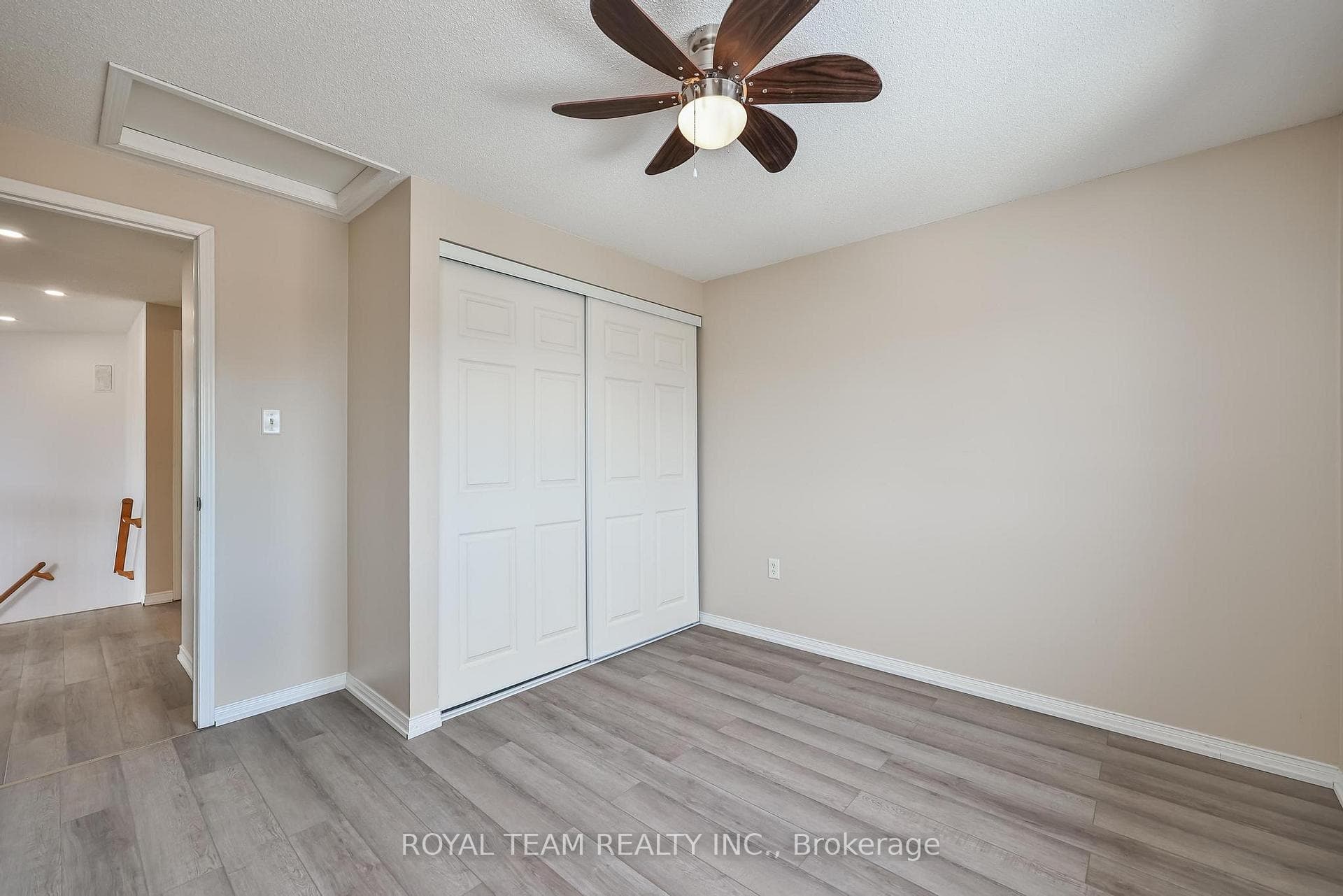 186 Madelaine Drive photo 28