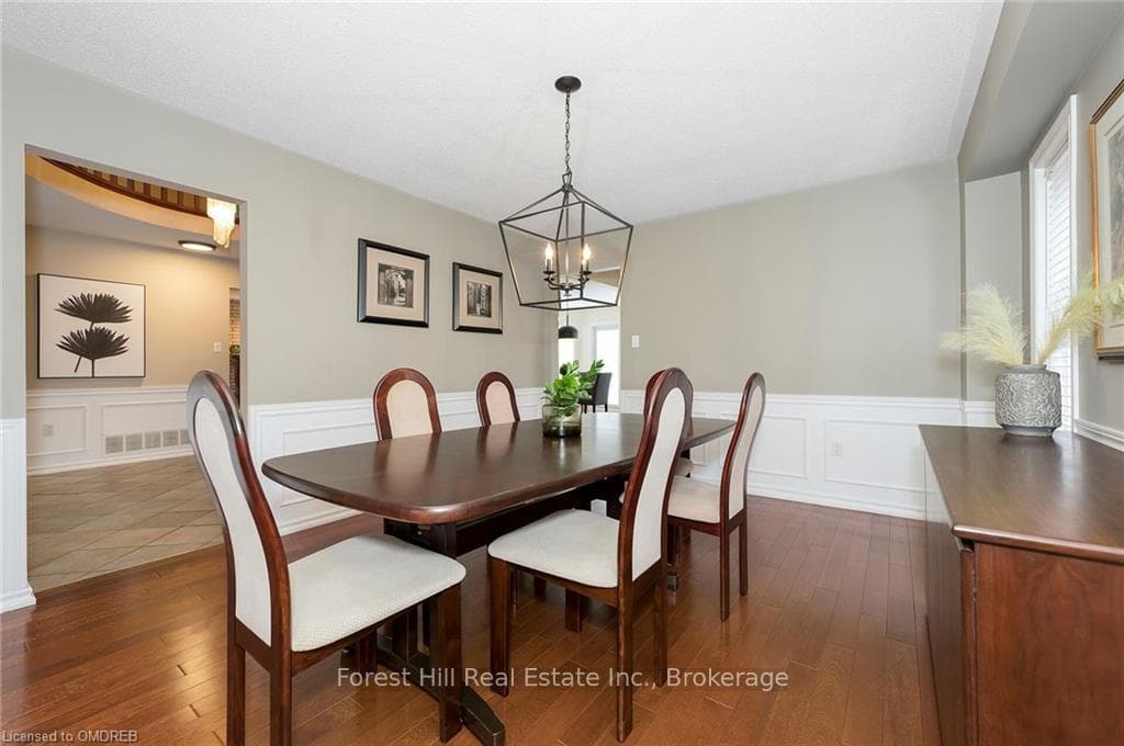 65 SPRINGFIELD Boulevard photo 4