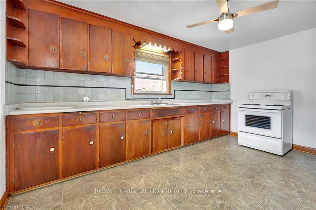 77 Tenth Avenue photo 6