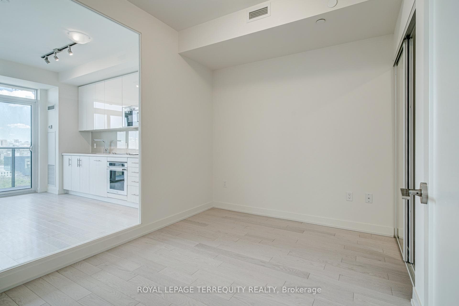 330 Richmond Street Unit 2308 photo 11