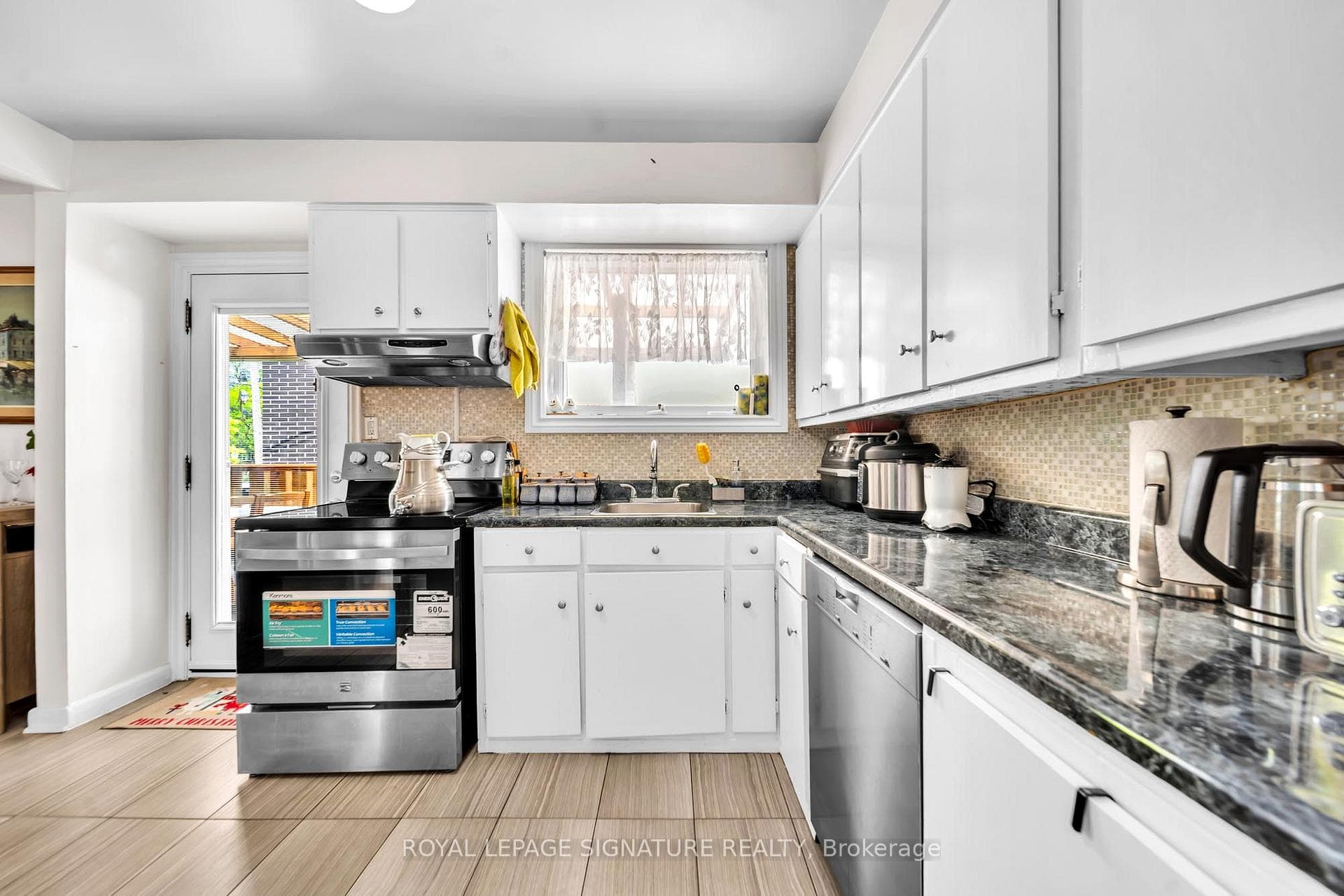 313 Patricia Avenue Unit Main photo 11