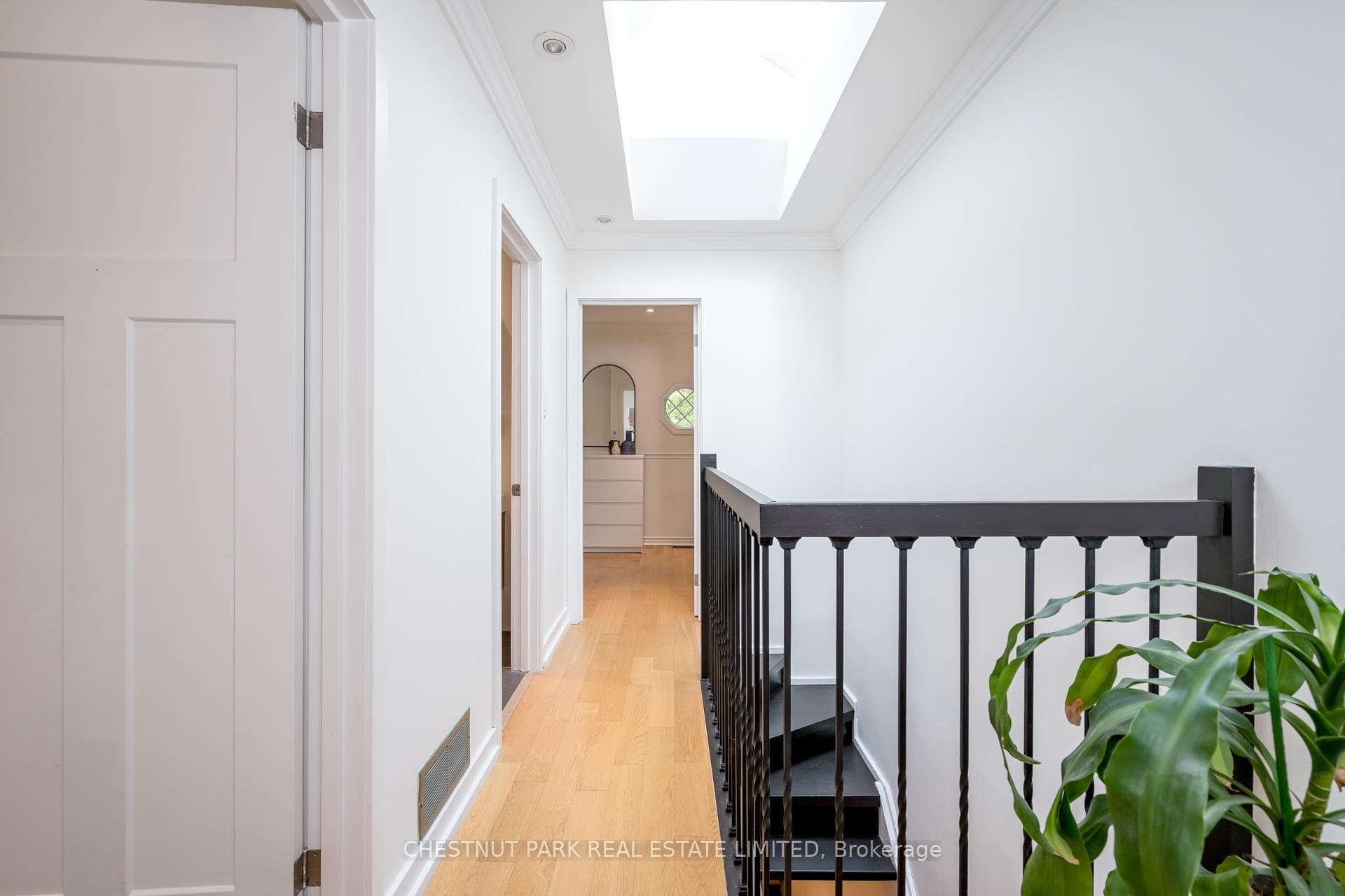 37 Marmot Street photo 15
