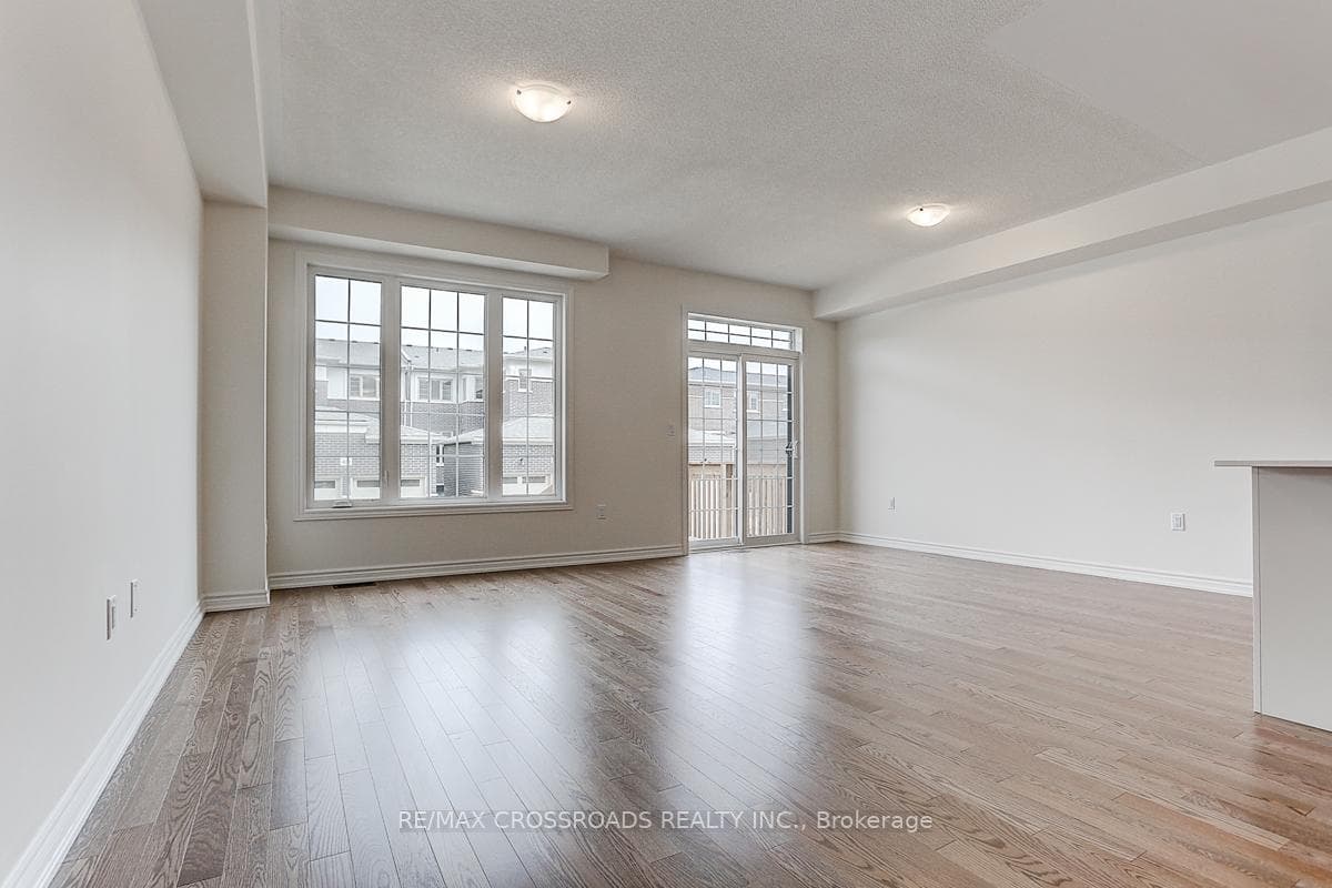 53 Velvet Drive photo 9