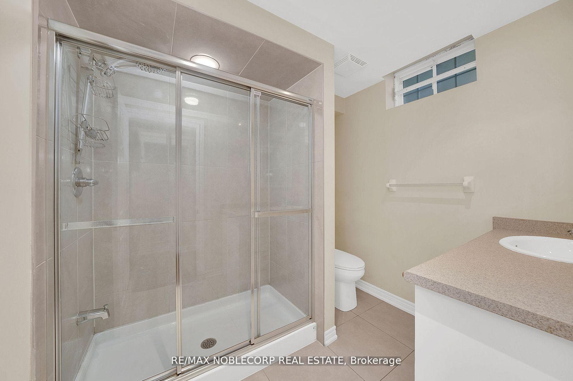 168 Keystar Court photo 27