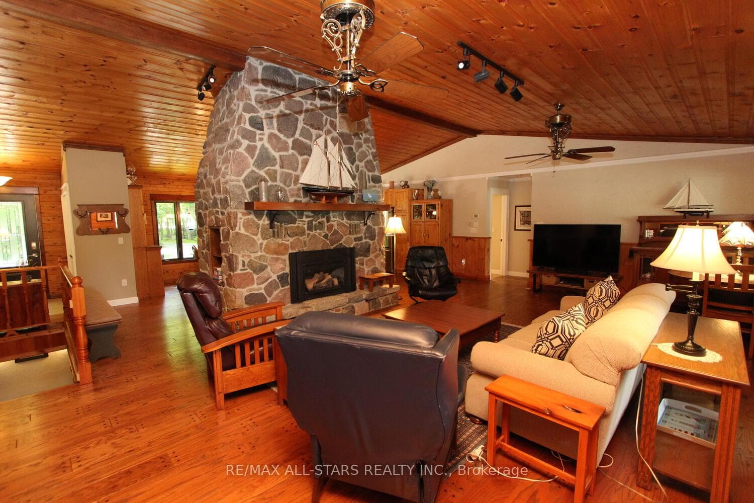 4 Reynolds Court photo 20