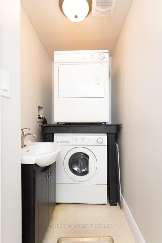 56 Moira Street photo 22