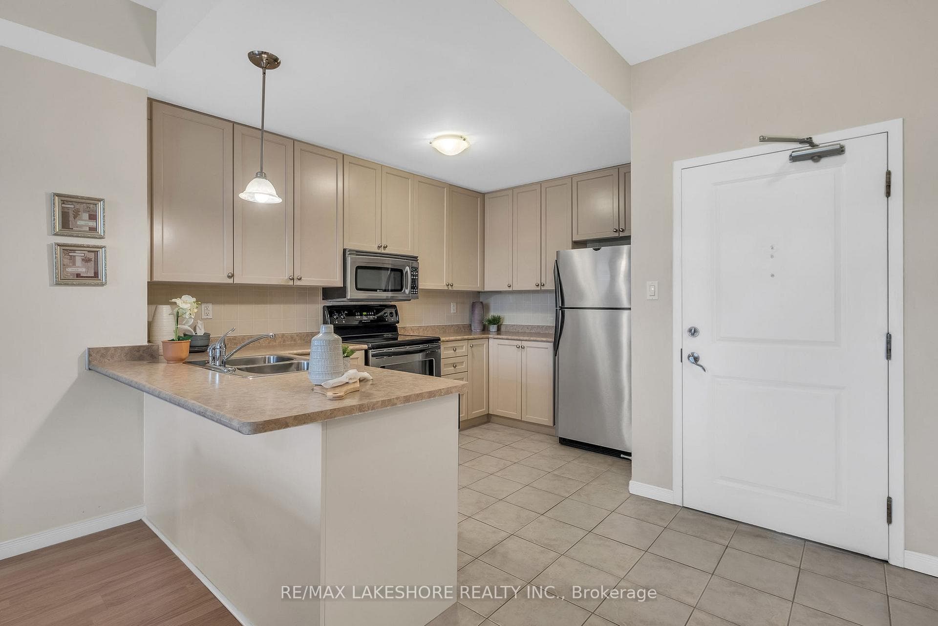 125 Third Street Unit 209 photo 6