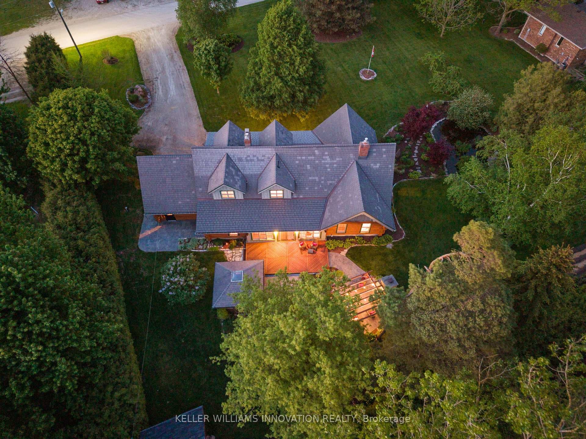 169 James Street photo 49
