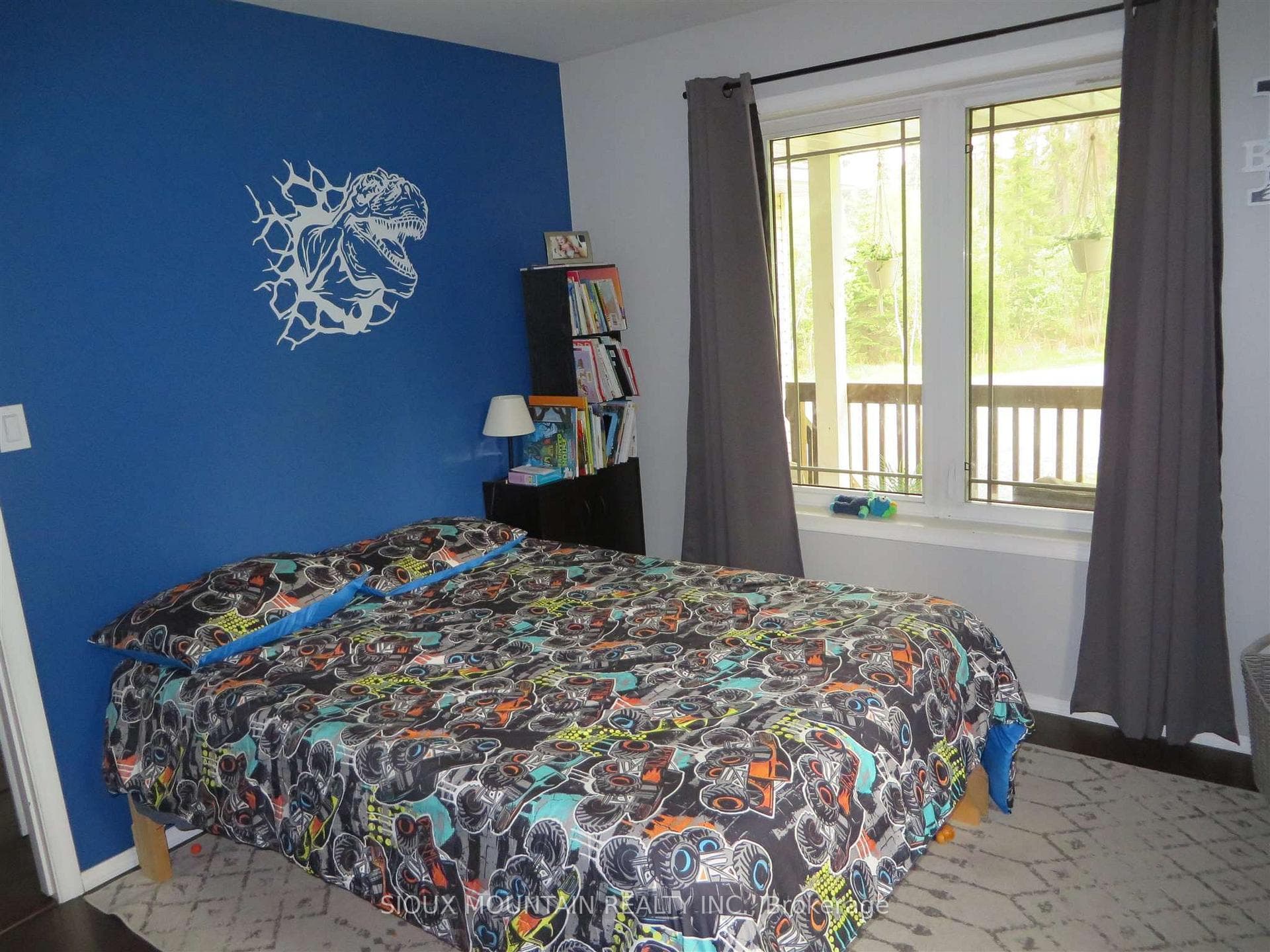 89 Evergreen Drive photo 10