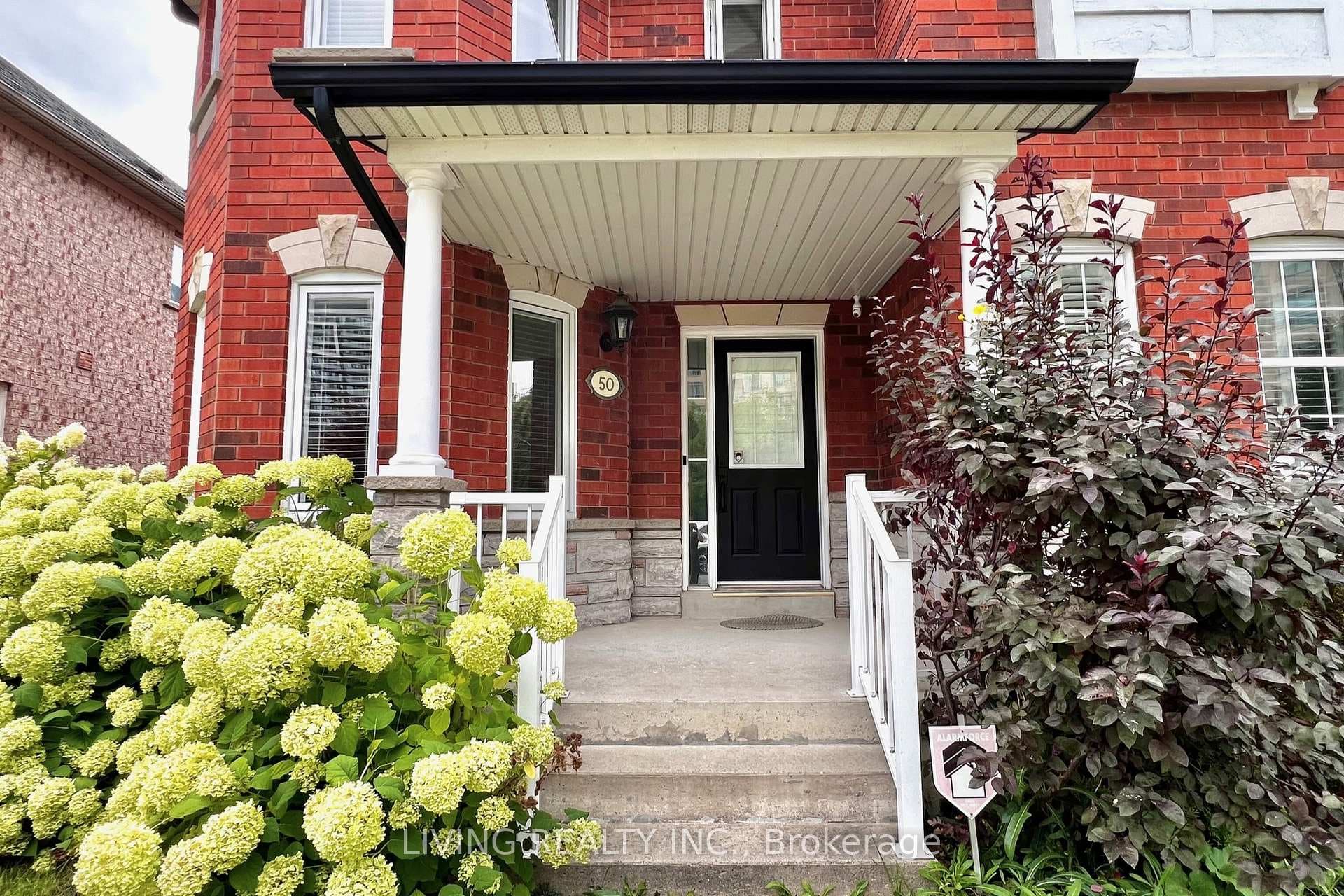 50 Baffin Court photo 2