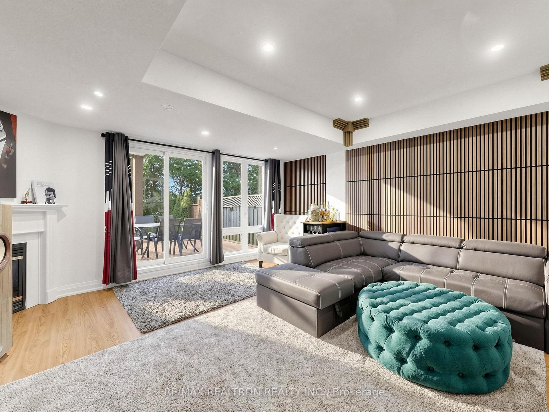 68 Dallimore Circle photo 32