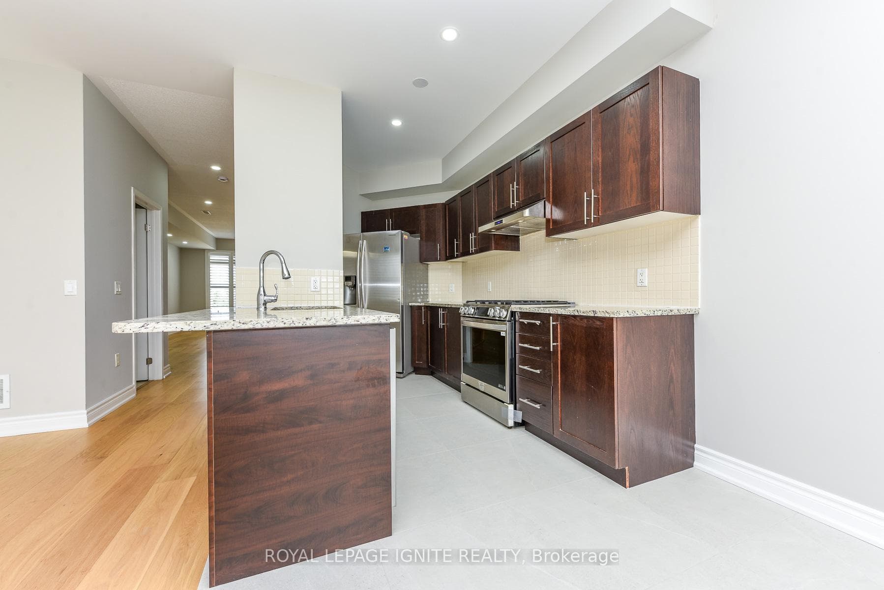 52 Harpreet Circle photo 22
