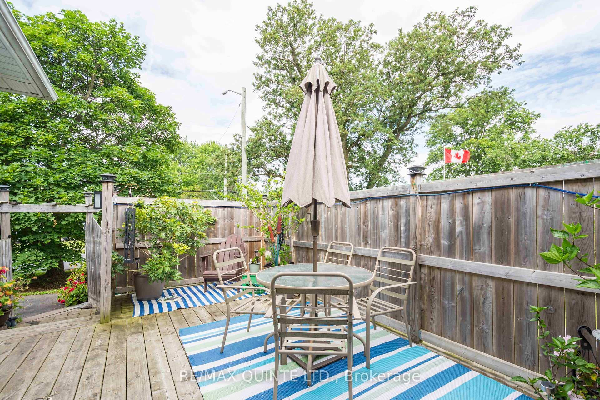 68 Maple Drive photo 33