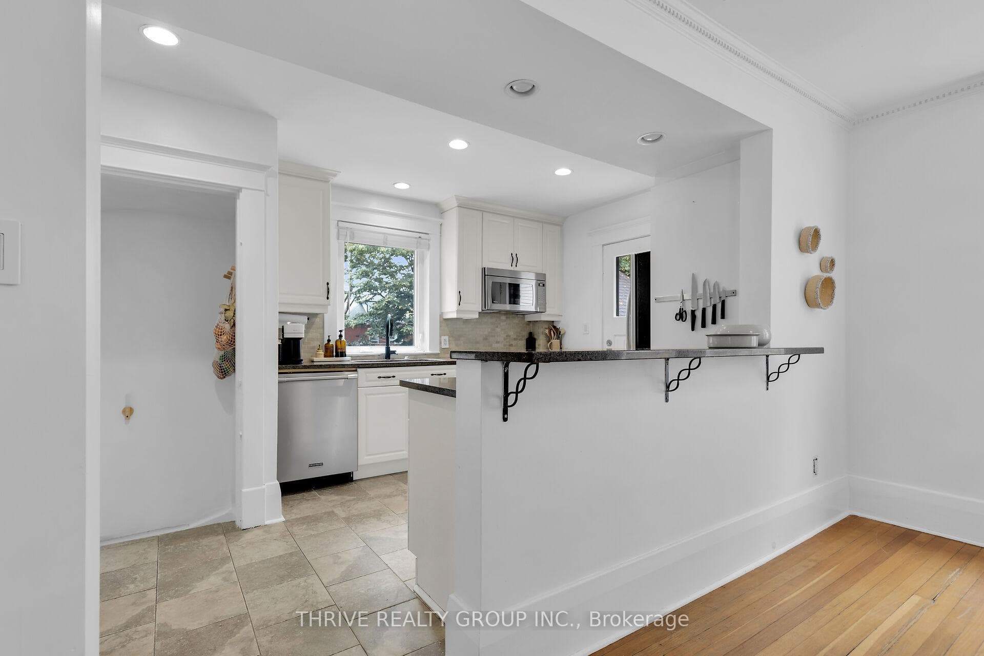 337 Wortley Road photo 12