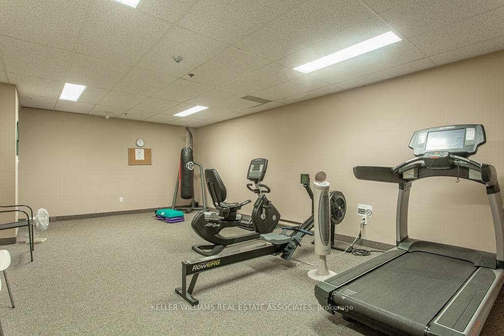 5 Ogilvie Street Unit 407 photo 23