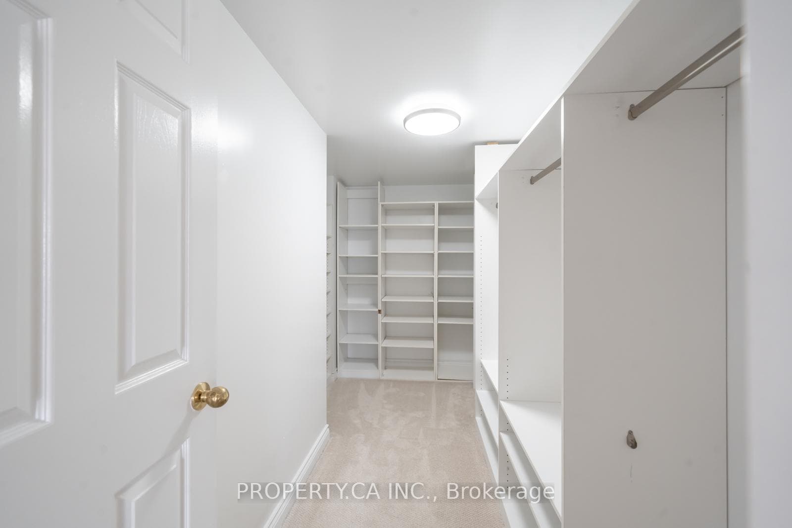 7 Broadway Avenue Unit 903 photo 23