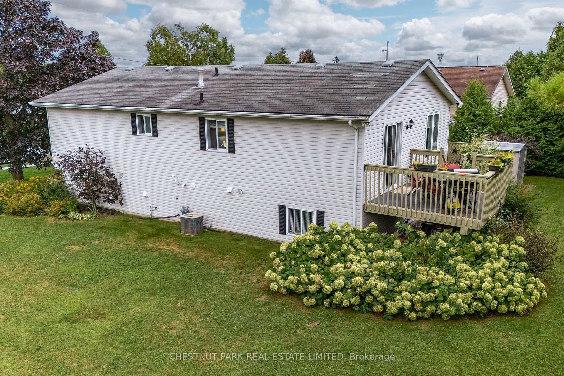 28 Marina Drive photo 6