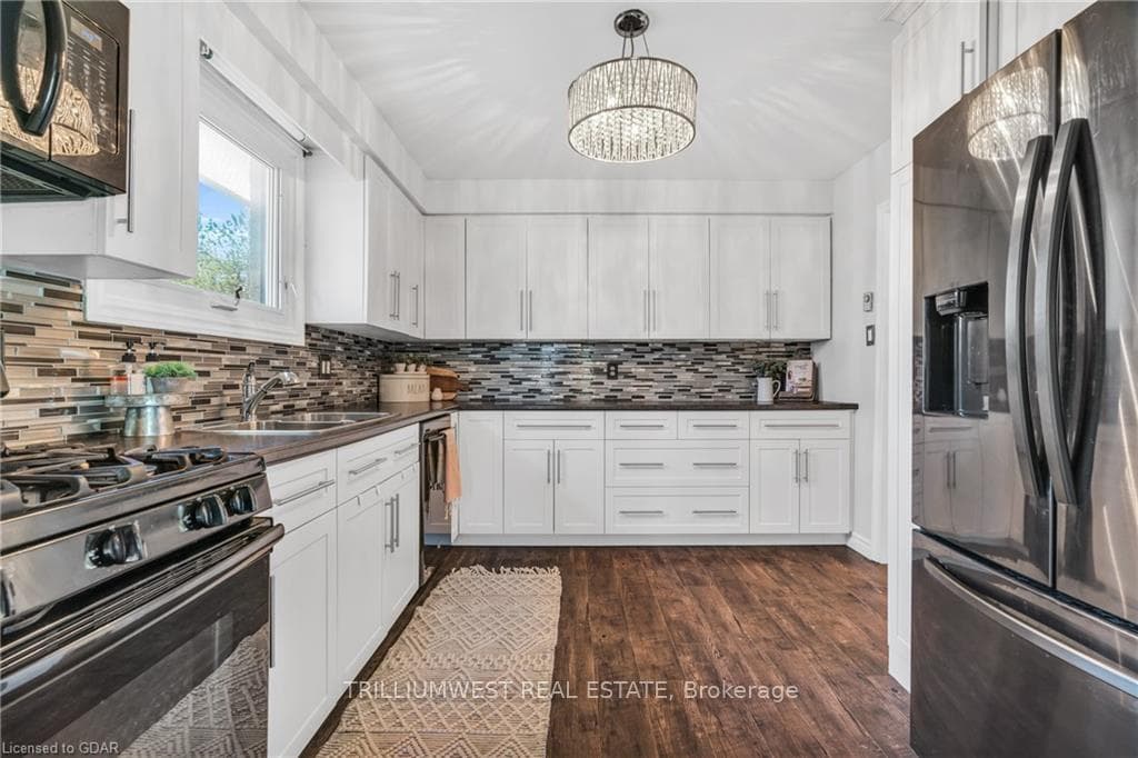 34 Springdale Boulevard photo 11
