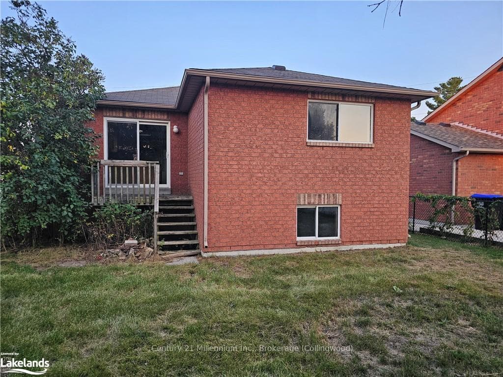 180 58TH Street photo 3