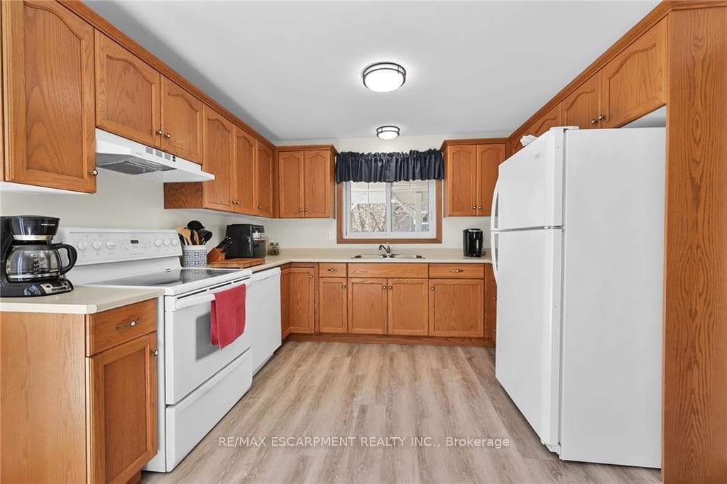 9 Kerr Street photo 10