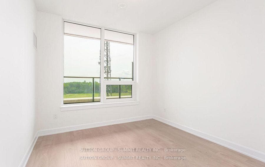 3220 William Coltson Avenue Unit 1107 photo 8