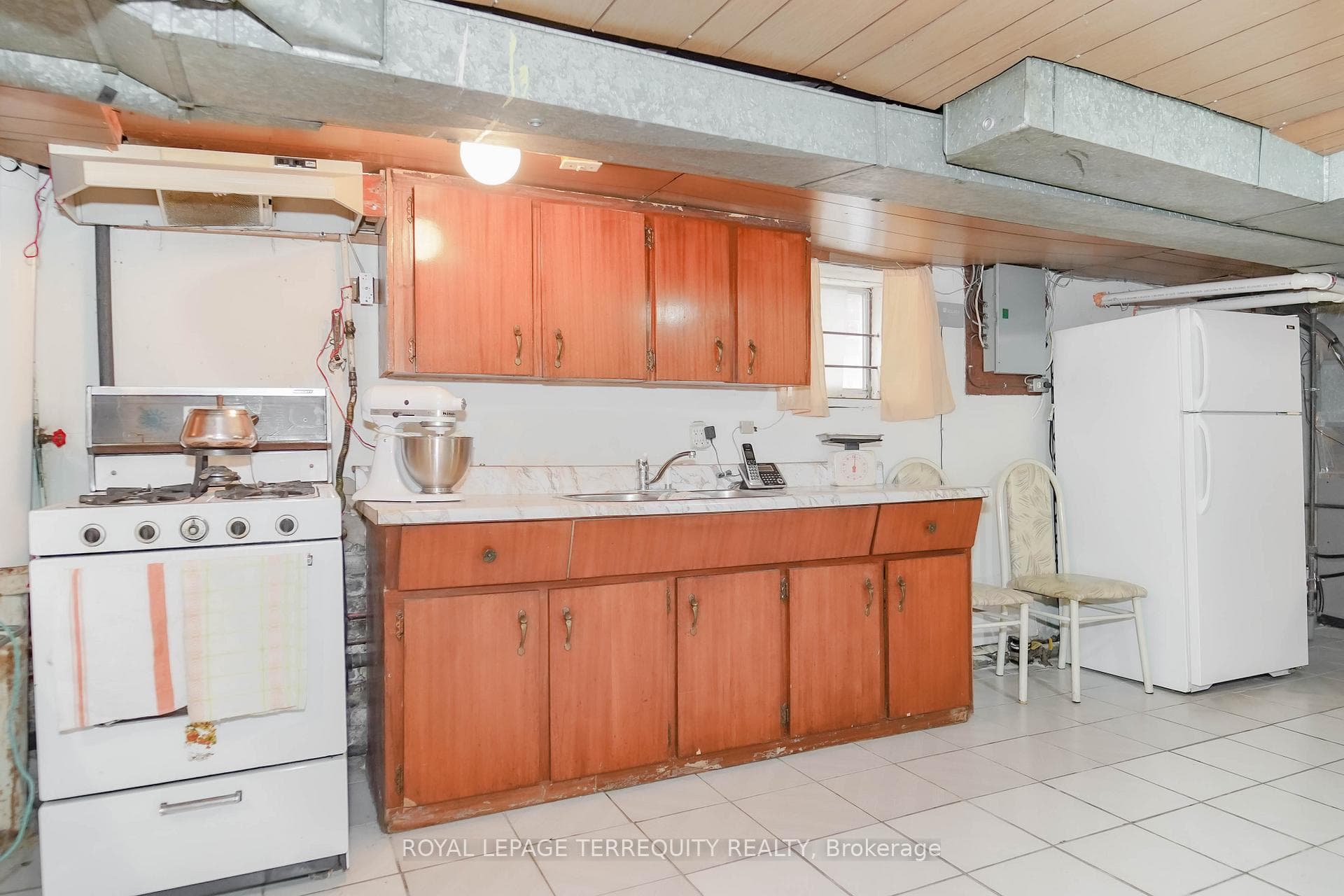 12 Earlscourt Avenue photo 37