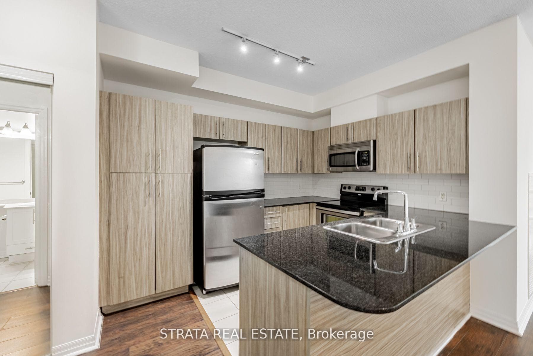 3515 Kariya Drive Unit 709 photo 3