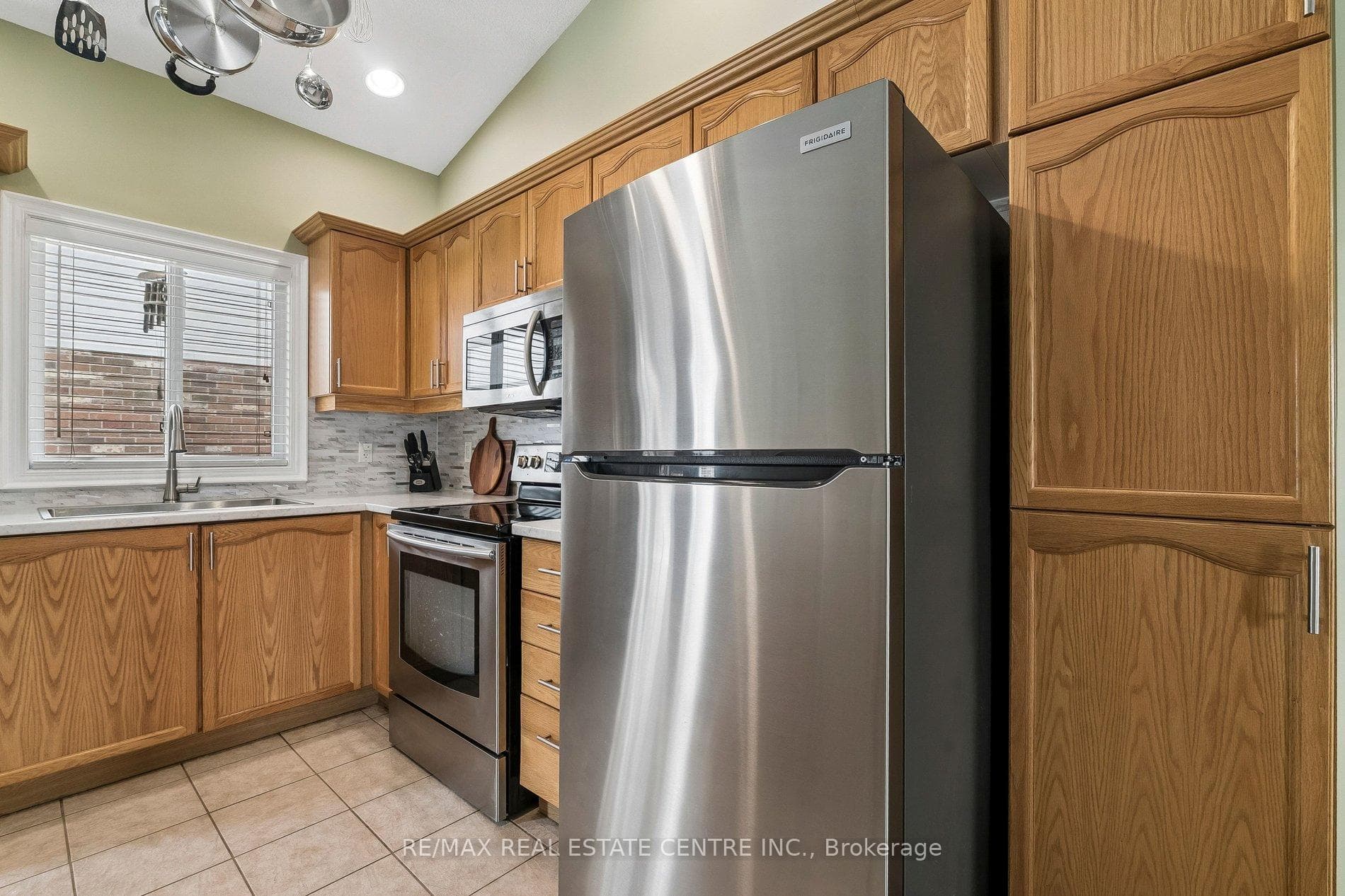 704 Russel Court photo 14