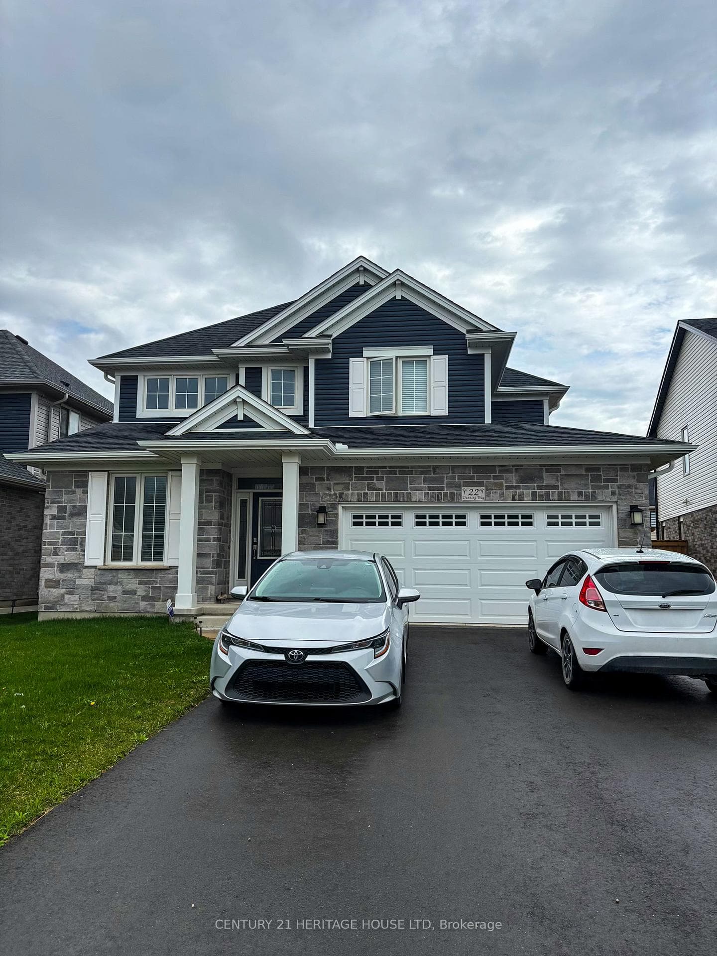 22 Dunning Way photo 1