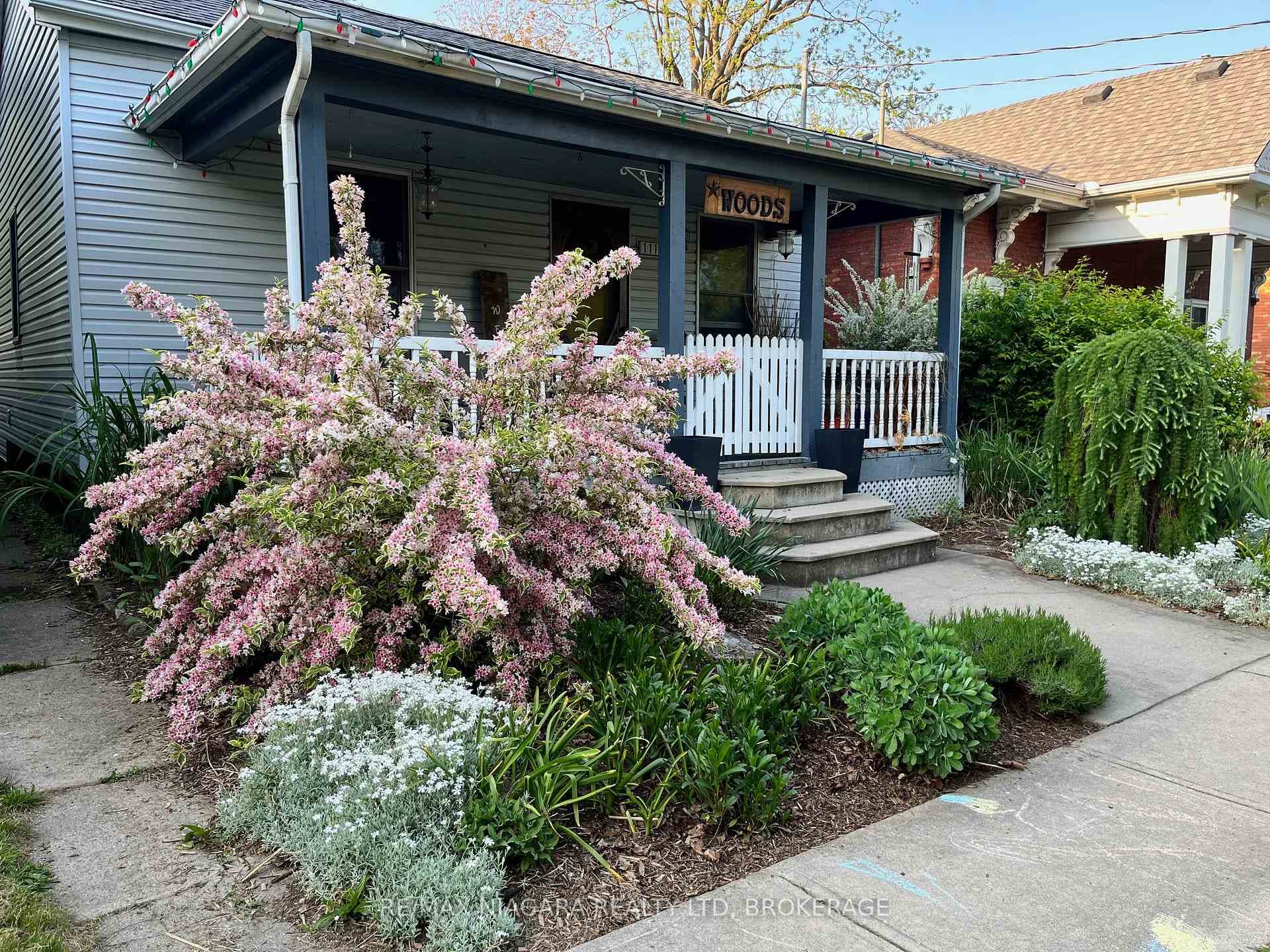 111 LOUISA Street photo 34