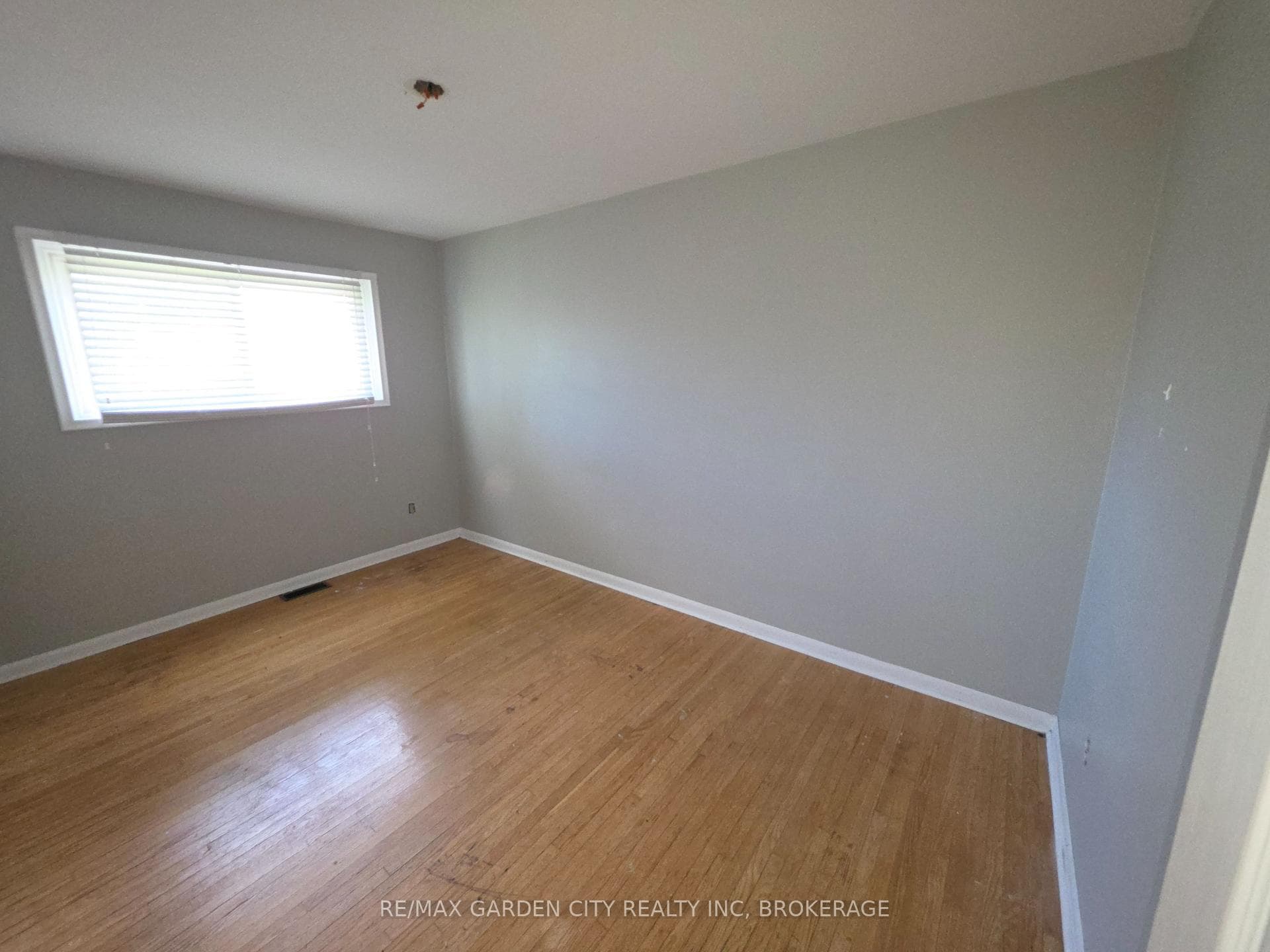 316 Davis Street photo 13