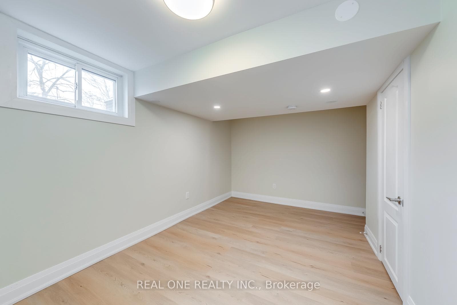 173 Hampton Heath Road Unit Bsmt photo 15