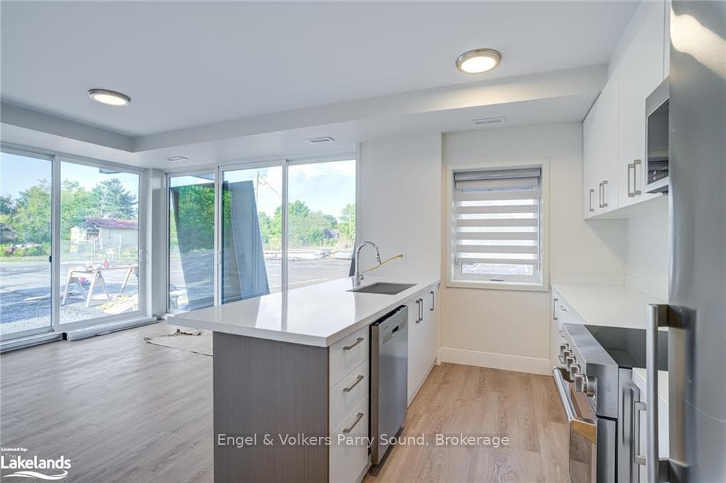 51 GEORGE Street Unit 311 photo 7