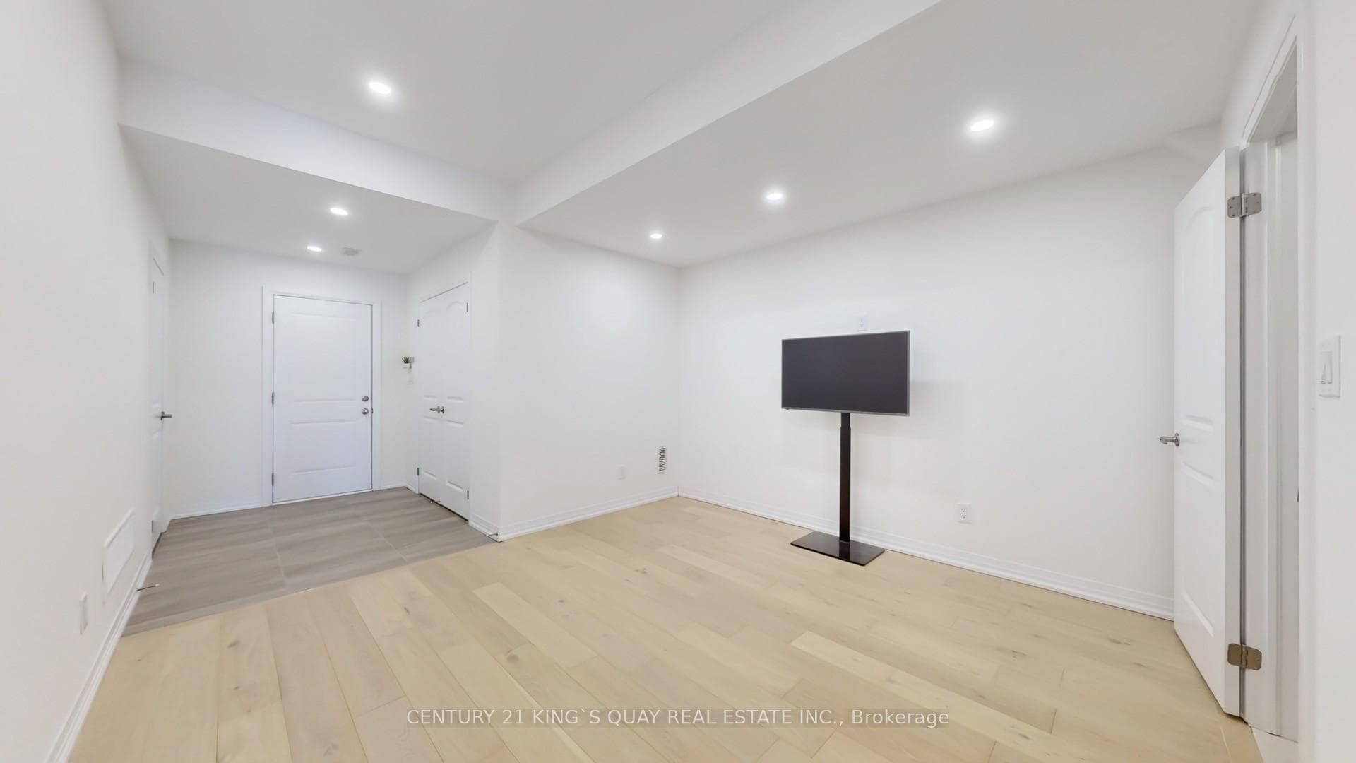 75 Mumbai Drive photo 5