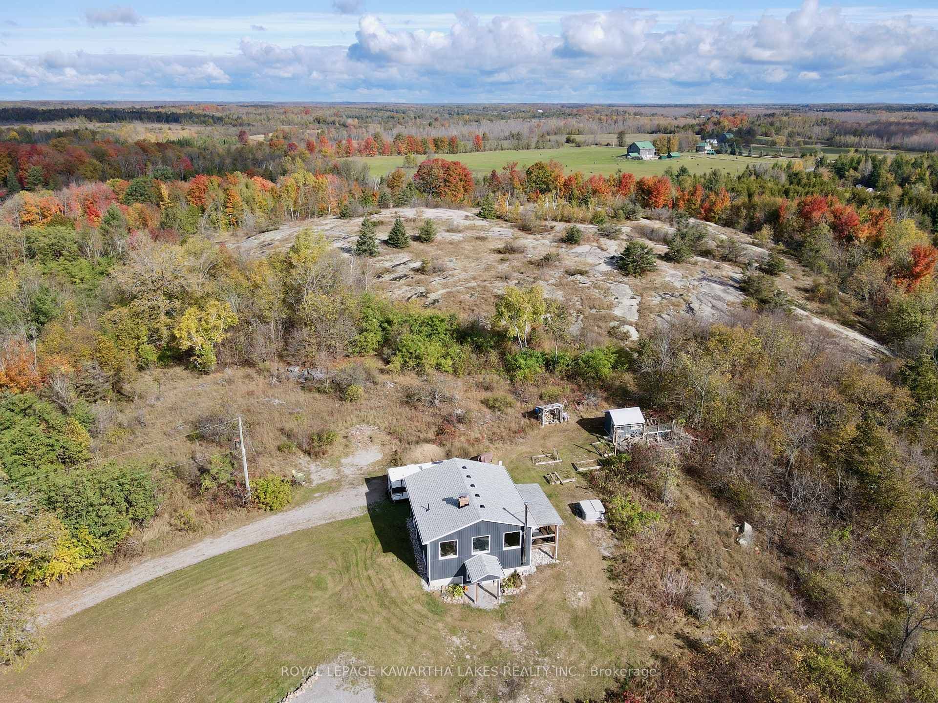 23 Rockside Lane photo 36