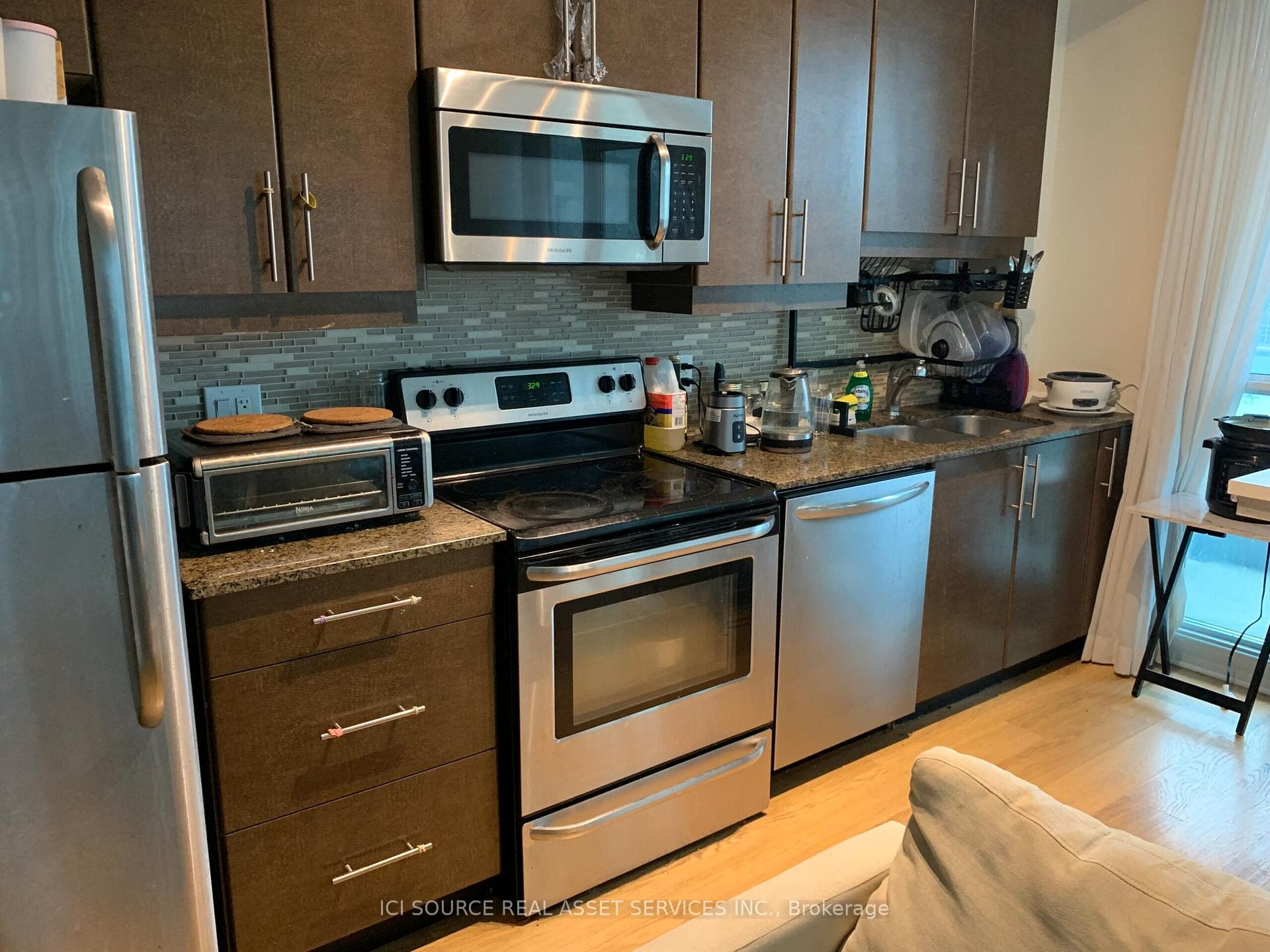 33 Bay Street Unit 1804 photo 11
