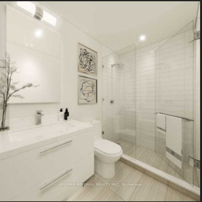 2033 KENNEDY Road Unit 2707 photo 15
