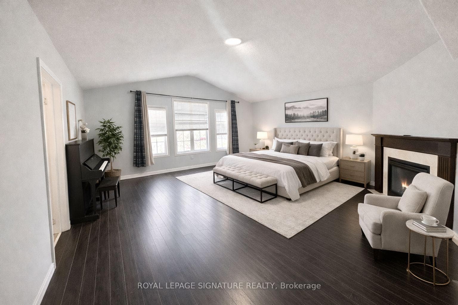 2074 Cynthia Court photo 10
