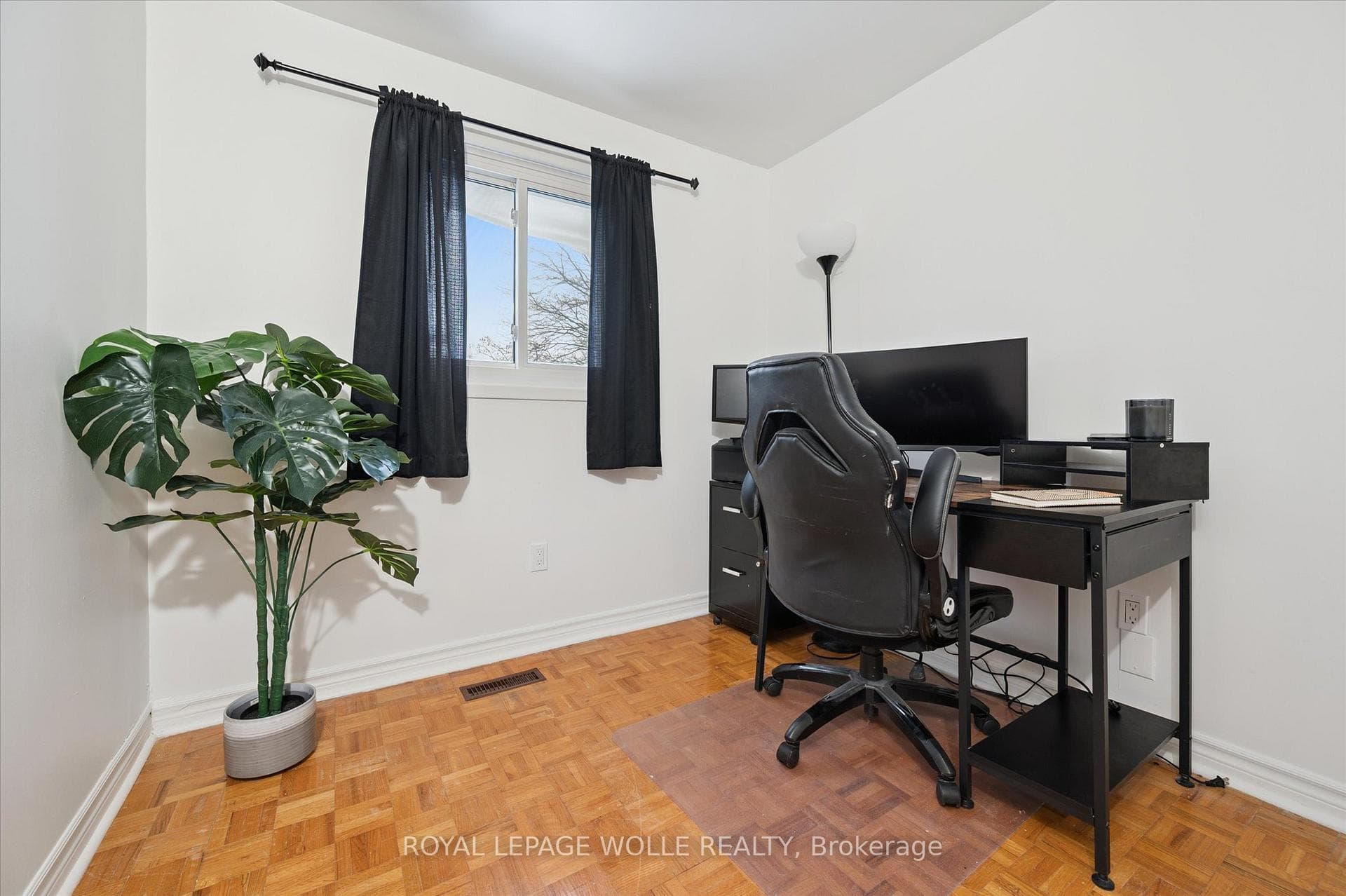 11 Ingleside Drive photo 30