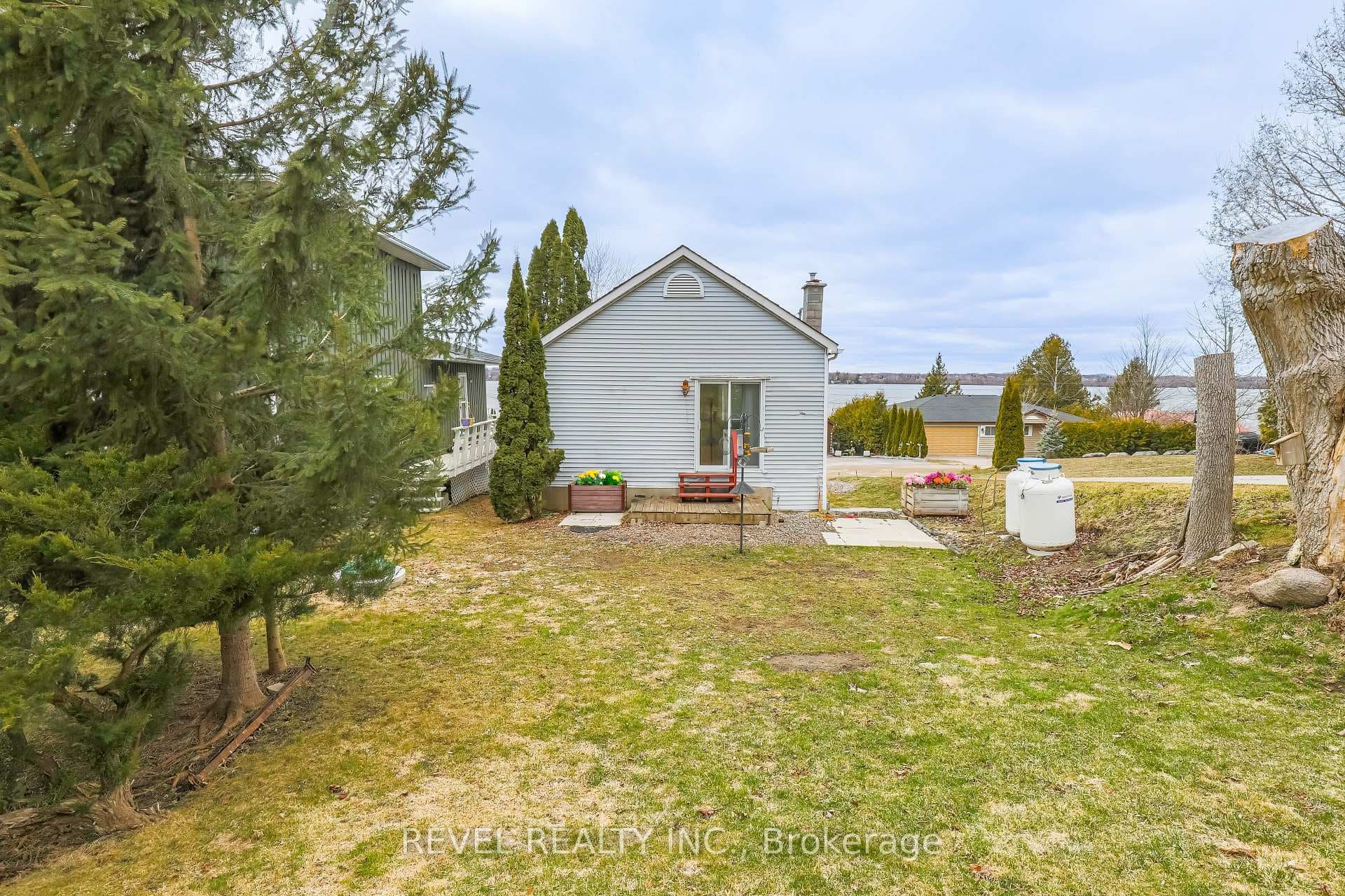 227 Portview Road photo 35