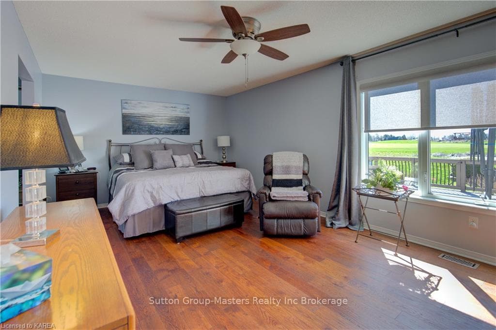76 ABBEY DAWN Drive photo 28