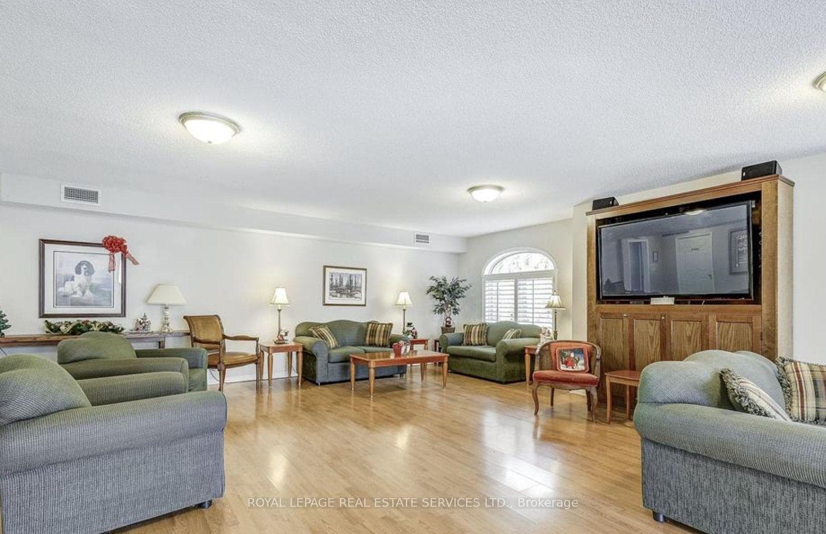 lounge in common space