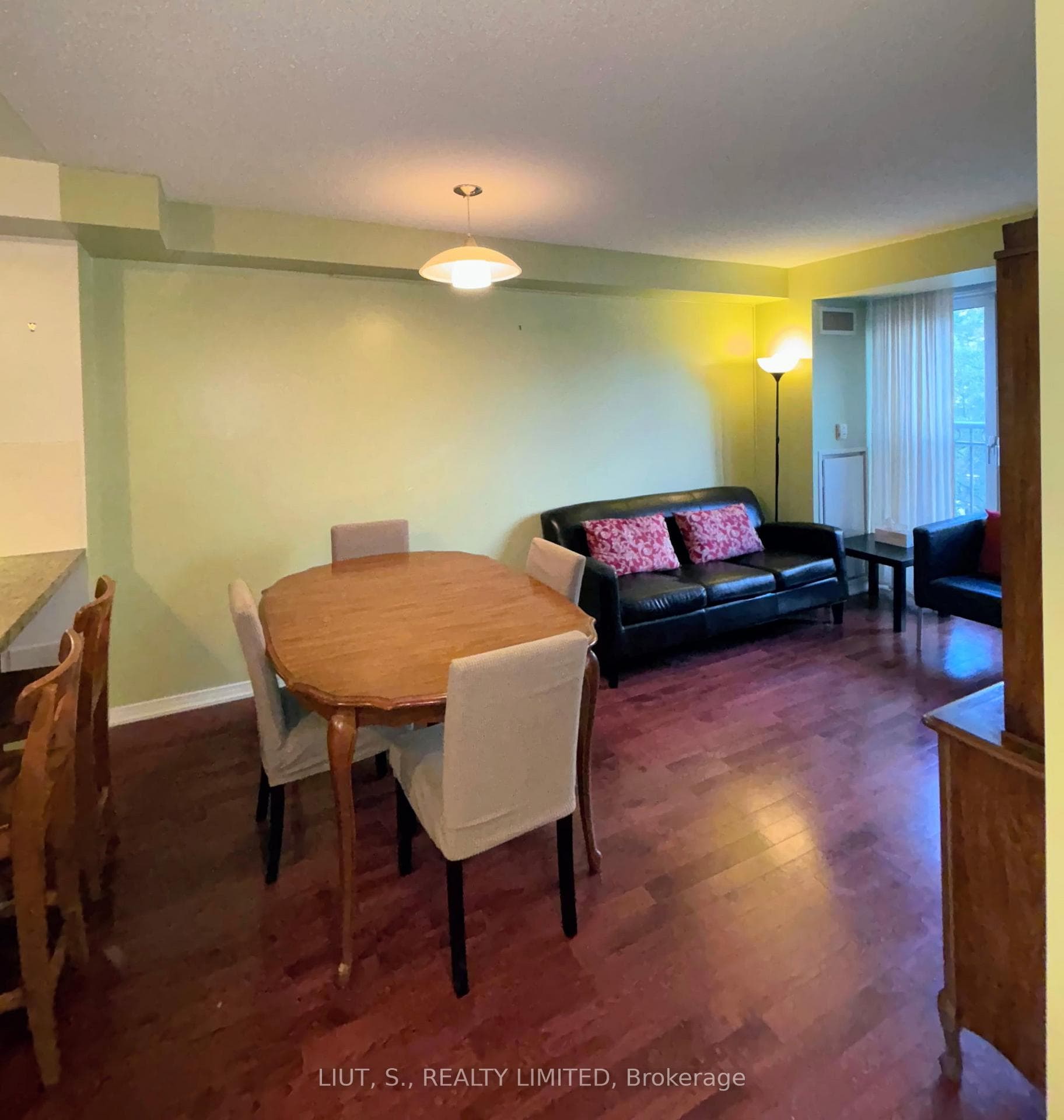 308 Palmerston Avenue Unit 214 photo 10